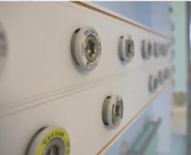 Giá treo trần và hộp đầu giường